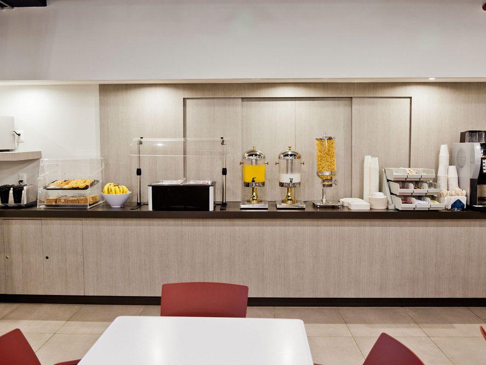 City Express Junior By Marriott Aguascalientes Centro Екстериор снимка