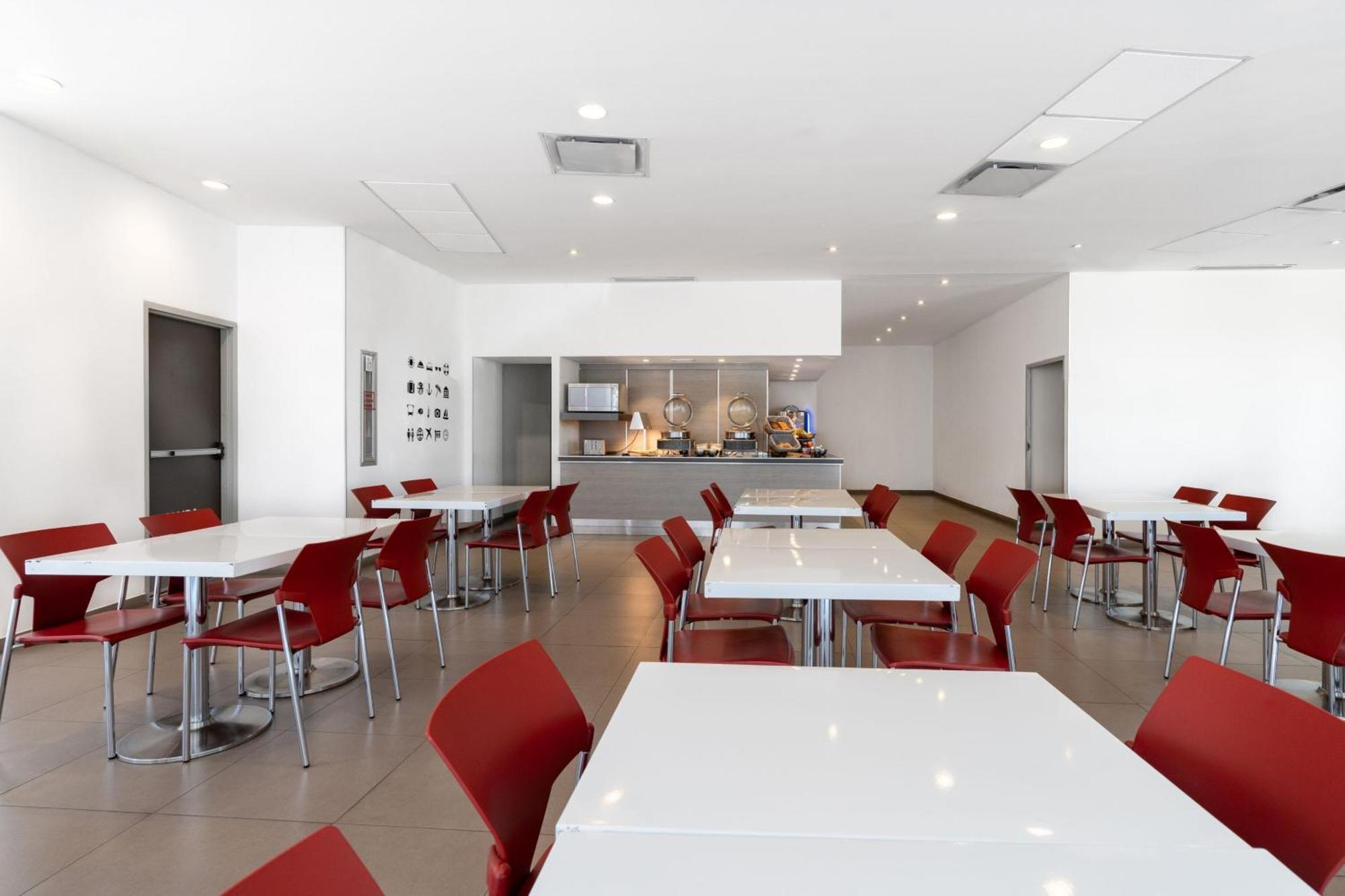 City Express Junior By Marriott Aguascalientes Centro Екстериор снимка