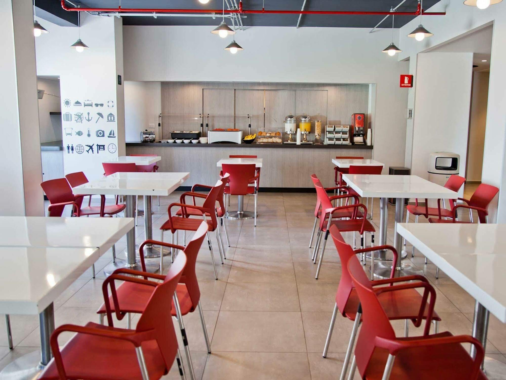 City Express Junior By Marriott Aguascalientes Centro Екстериор снимка