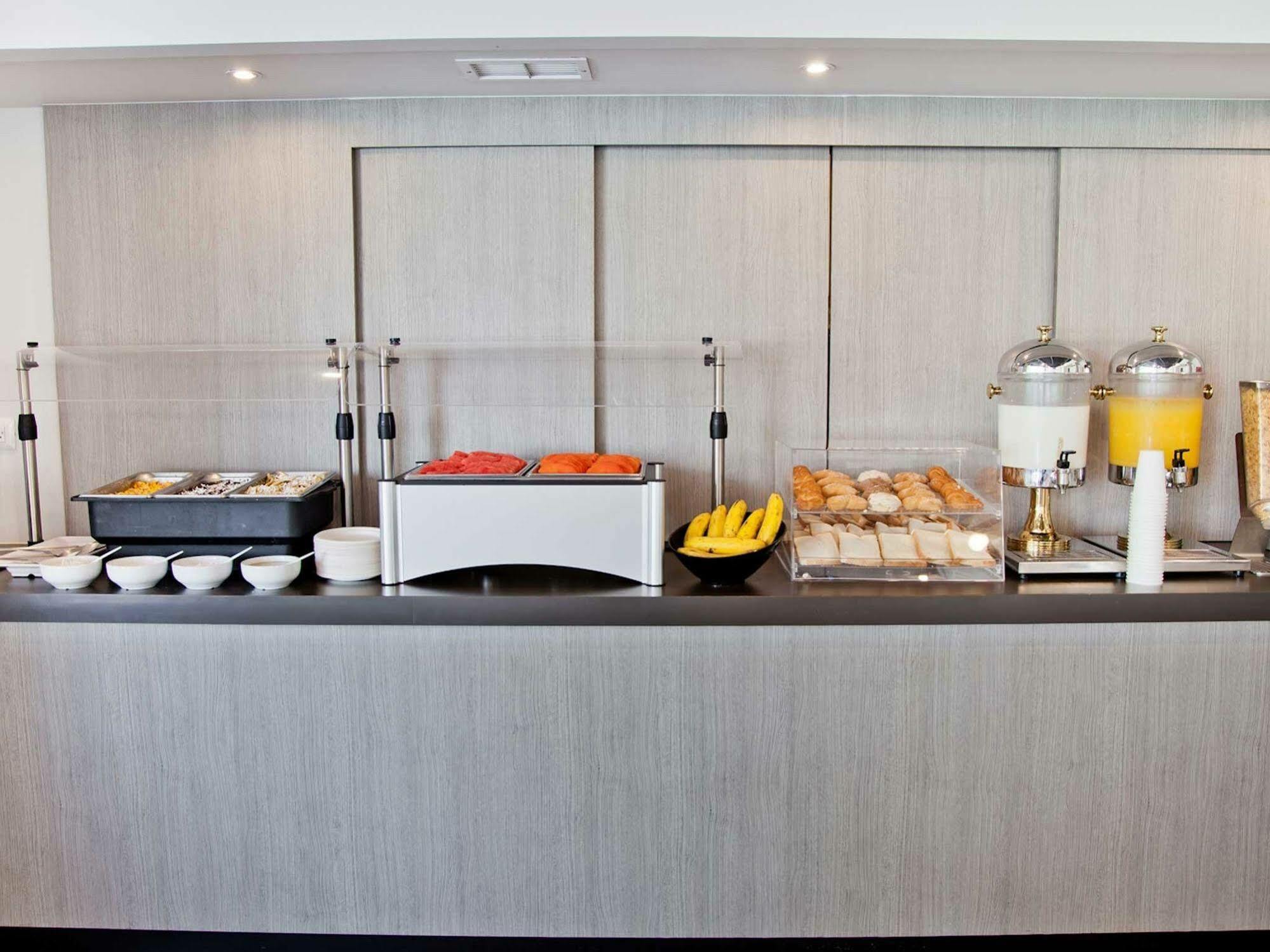 City Express Junior By Marriott Aguascalientes Centro Екстериор снимка